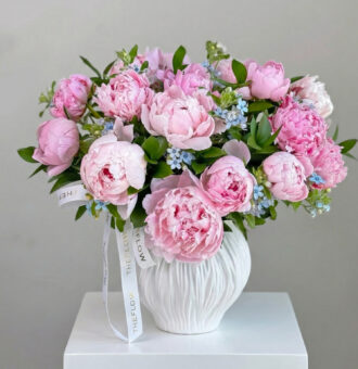 Bluebird Kiss & Vase