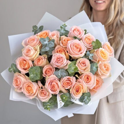 Peaches rose bouquet