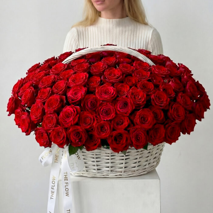 150 red roses in a basket - All My Heart, the real size