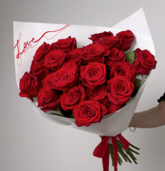 2 Dozen Scarlet Roses
