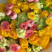 Bouquet from TheFlow Beverly Hills studio - photo from Ksenia V.’s Google review