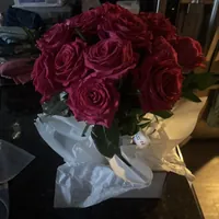 Bouquet from TheFlow Mar Vista studio - photo from Jaime F.’s Google review