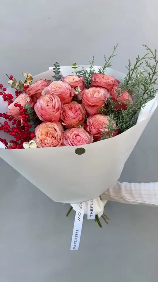 Peach roses